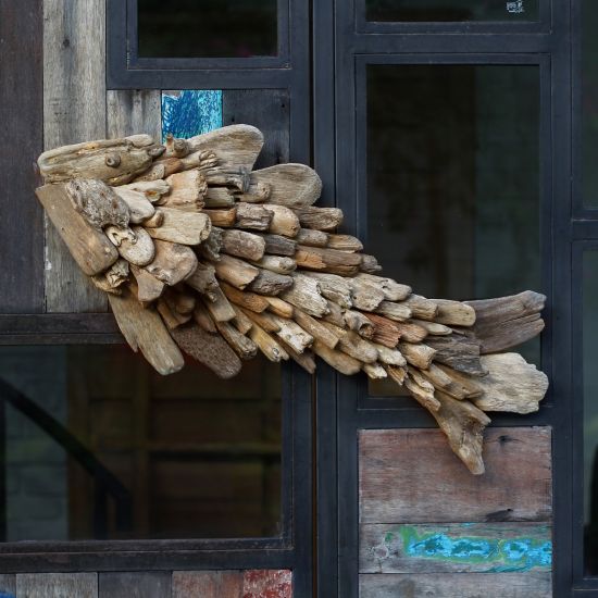 Décoration poissons sur socle en bois flotté - Un grand marché